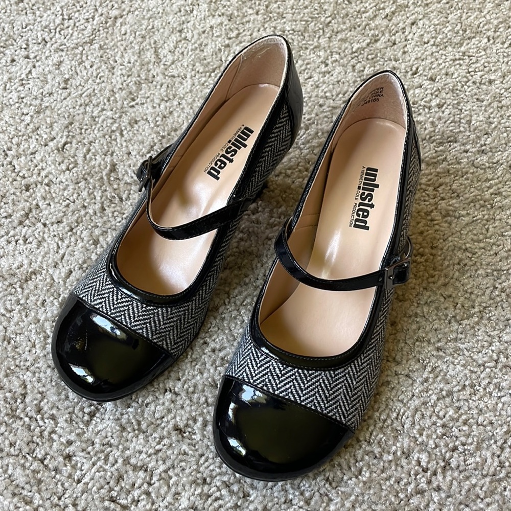 Kenneth Cole Unlisted Mary Jane Herringbone Patent Leather Toe Caps - Size 6.5